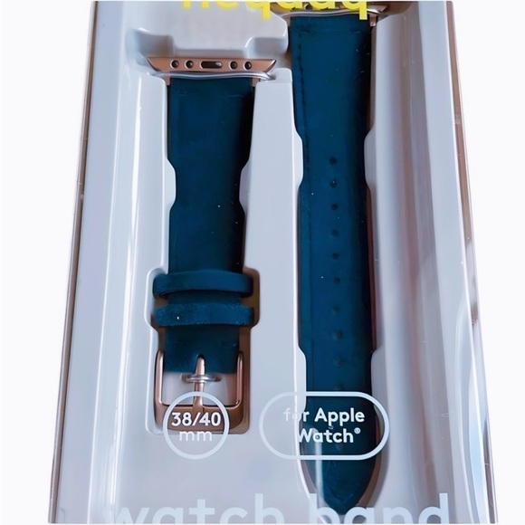 Introducing Heyday: Dark Teal Apple Watch Band - A New Women's Target Brand!‎ - Picture 2 of 6